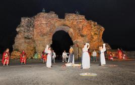 &bdquo;Пришпорвай, време, коня на древните видения: театрализирани легенди за гр. Хисаря", НЧ &bdquo;Иван Вазов - 1904", гр. Хисаря